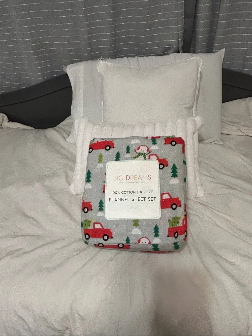 Big Dreams Holiday Flannel Sheet Set in Red Truck Print - Twin